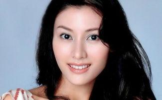 哪个明星鼻子歪