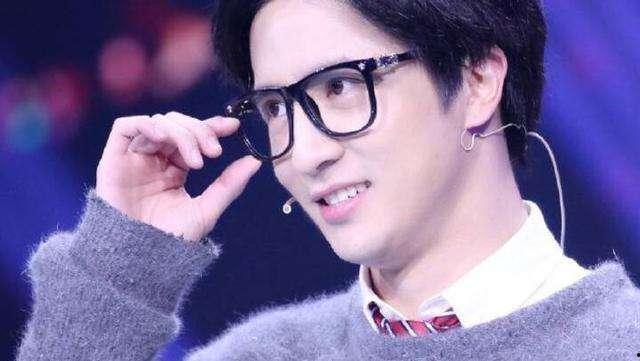 沙溢爆料薛之谦视频播放,沙溢揭露薛之谦视频播放背后真相