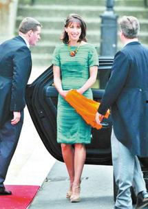 丝袜行长夫人,揭秘金融界传奇女性的优雅与智慧