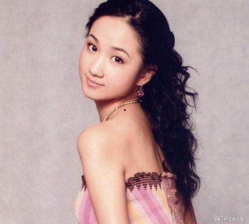 关思婷的老公,揭秘她与爱人的甜蜜时光