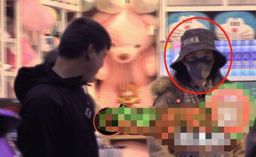 国产偷拍在线播放.,隐私边界与网络监管的较量