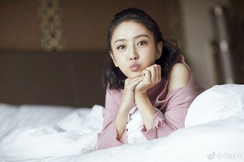 佟丽娅床被偷吻的视频,这是哪位幸运儿？