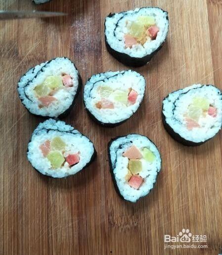 寿司的做法视频教程,跟随视频教程轻松学会寿司制作技巧